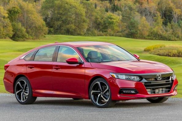 Pregled limuzine Honda Accord desete generacije