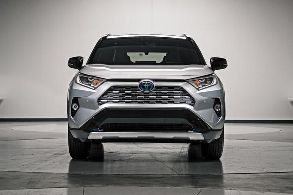 Crossover Toyota RAV4, modelno leto 2019