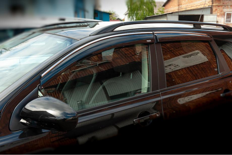 Nissan Qashqai 2010–2014 Vetrni deflektorji oken s kromirano letvico (4 kos, Niken) Image