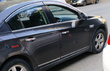 Chevrolet Cruze 2009–2015 Nerjaveče jeklene obloge vratnih letev fotografija 3