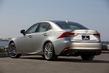 Prenovljena limuzina Lexus IS fotografija 2