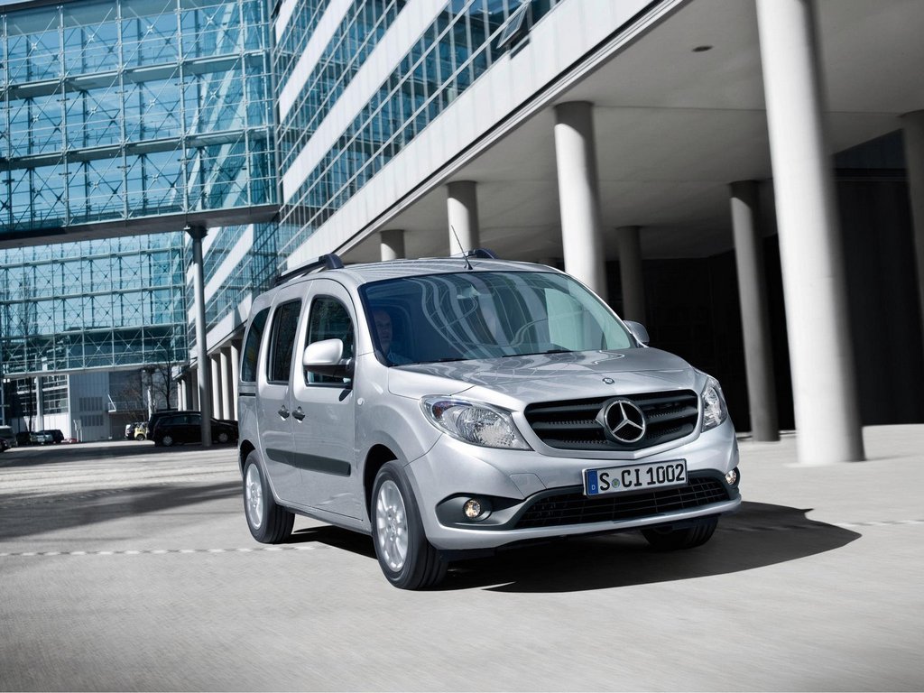 Pregled kompaktnega enoprostorca Mercedes-Benz Citan