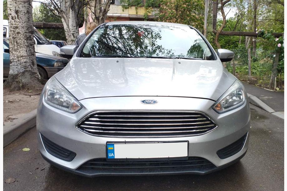 Ford Focus III 2011–2017 Sprednja maska (Titanium) Fotografija 1