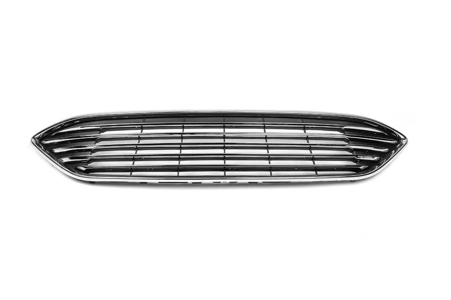 Ford Focus III 2011–2017 Sprednja maska (Titanium) Fotografija 4