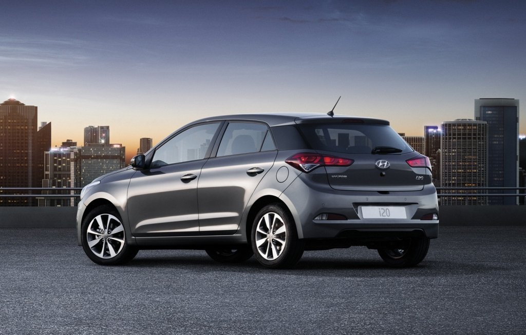 Pregled petvratnega kombilimuzinskega Hyundai i20