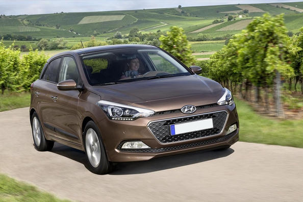 Pregled petvratnega kombilimuzinskega Hyundai i20