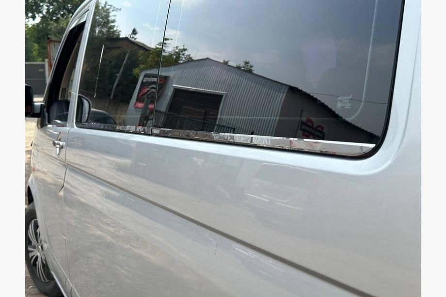 Volkswagen T5 Caravelle 2004–2010 Spodnja obroba oken (6-delni komplet, nerjaveče jeklo) Kratka medosna razdalja Fotografija 5