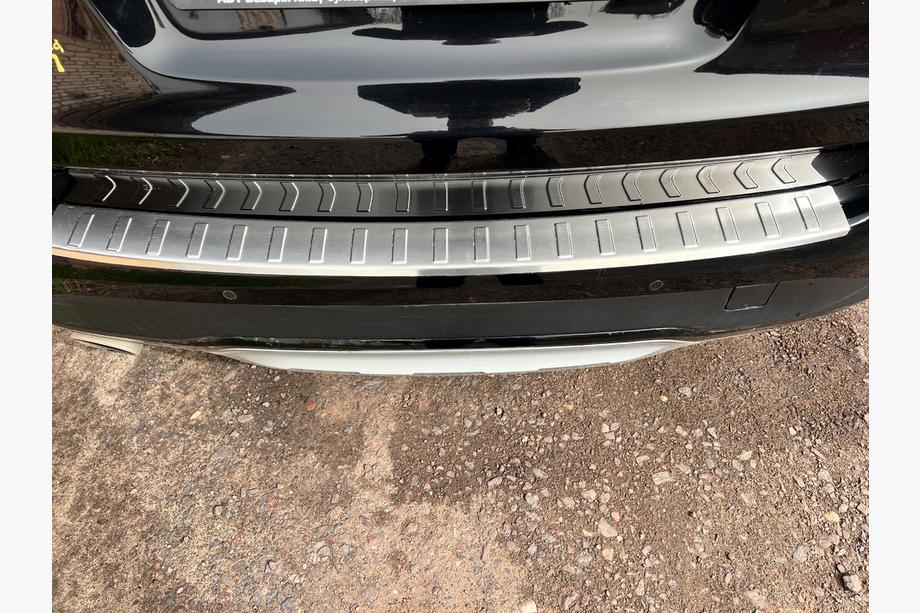 BMW X3 F25 2011–2018 Nerjaveča zaščitna letvica za zadnji odbijač Carmos Image