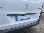 Mercedes Vito/V-razred W447 2014– Letvica nad registrsko tablico BlackChrome (nerjaveče jeklo) fotografija 2