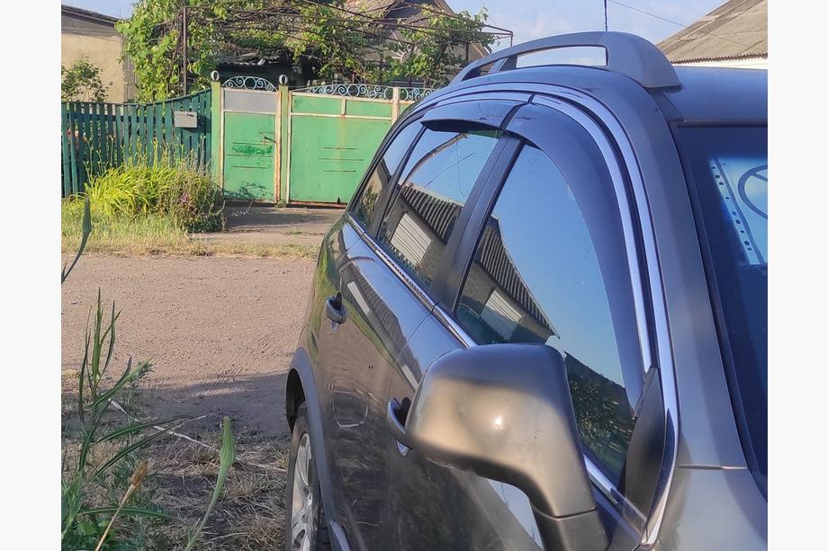 Opel Antara 2006–2017 Vetrni deflektorji oken s kromirano letvico (4 kos, Niken) Image