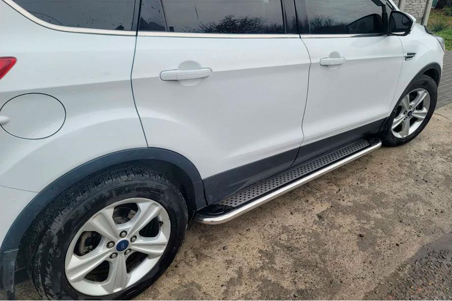Ford Kuga/Escape 2013–2019 Stranski pragovi Maydos V2 (2 kosa, aluminij + nerjavno jeklo) Image