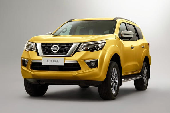 Pregled novega terenskega vozila Nissan Terra Fotografija 4