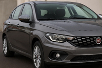 Fiat Tipo 2016– Pokrovi vzvratnih ogledal, črni krom (2 kosa, plastika) fotografija 1