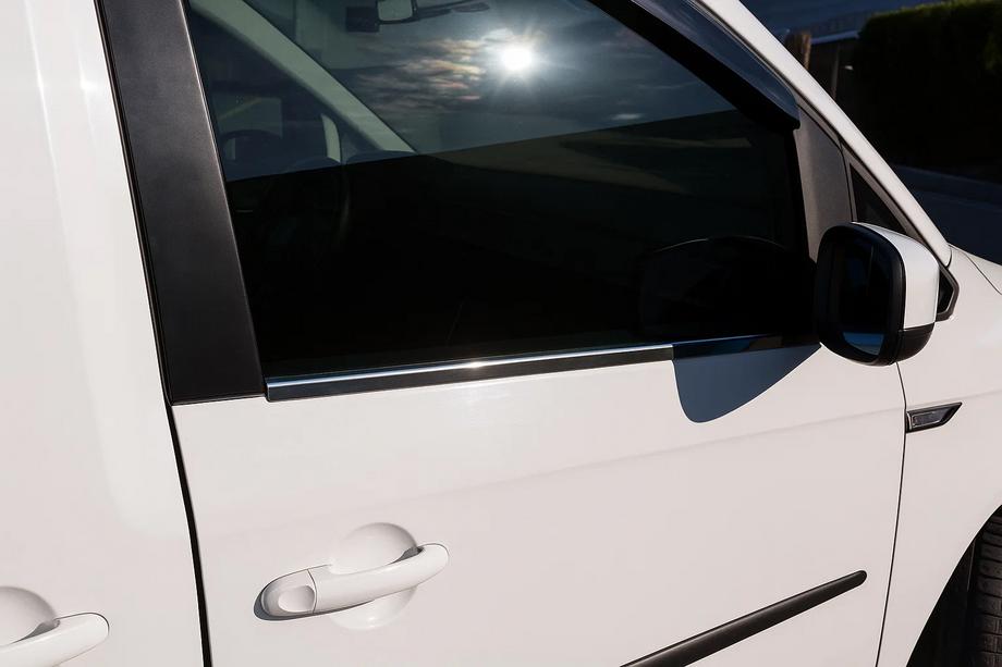 Volkswagen Caddy 2015–2020 Obroba oken črni krom (2 kosa, nerjavno jeklo) Image
