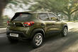Pregled kompaktnega cenovno ugodnega kombilimuzinskega Renault Kwid fotografija 2