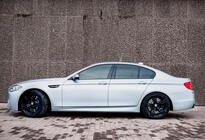 BMW serija 5 F10/F11 2010–2016 Karoserijski body kit z blatniki V1 (M5 Power) fotografija 4