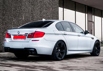 BMW serija 5 F10/F11 2010–2016 Karoserijski body kit z blatniki V1 (M5 Power) fotografija 5
