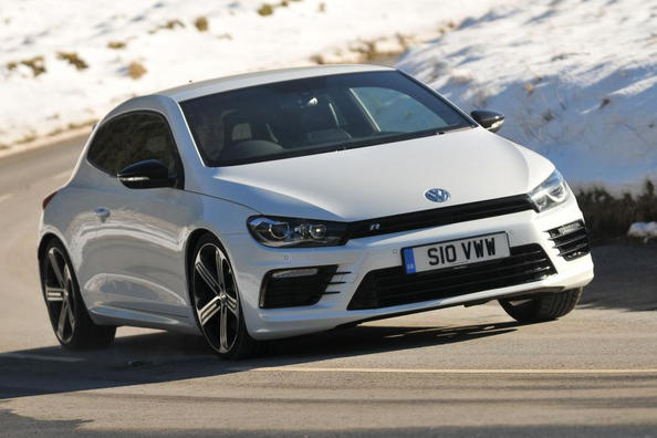 Pregled trivratnega kombilimuzinskega Volkswagen Scirocco