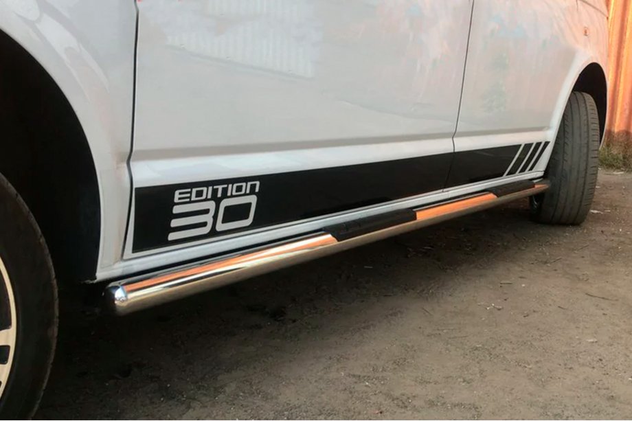Volkswagen T6 2015–2024 Stranske cevi (2 kos, nerjaveče jeklo) Image