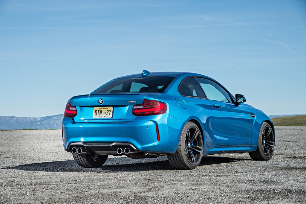 Test nabitega kupeja BMW M2
