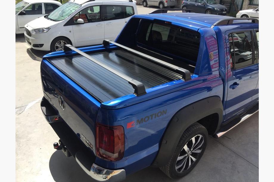 Volkswagen Amarok 2010–2022 Strešni prtljažnik (pritrdilna mesta hardtopa) Črna Fotografija 2