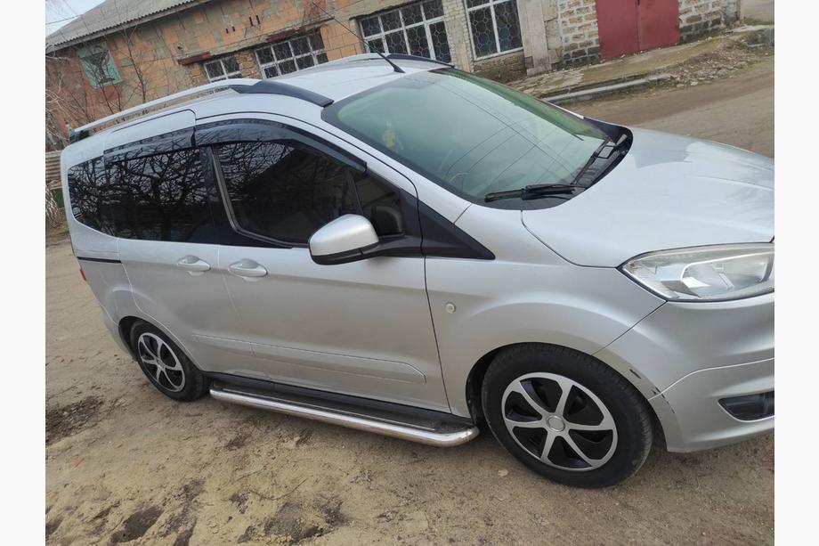 Ford Courier 2014–2023 Stranske stopnice Premium (2 kos, nerjavno jeklo) Image