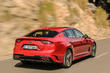 Kia Stinger: liftback s športnim značajem fotografija 8