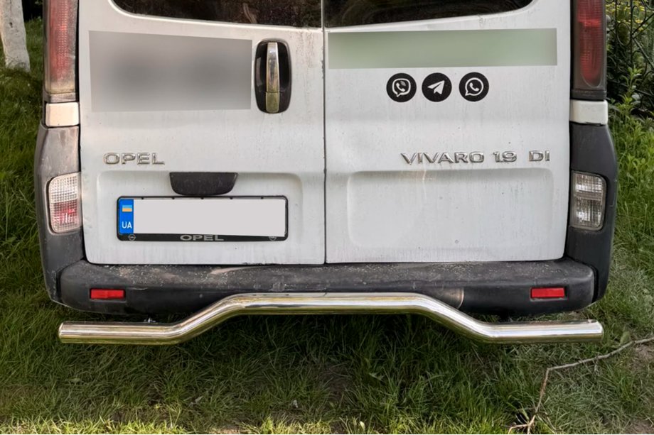 Opel Vivaro 2001–2015 Zadnji zaščitni lok AK006 (nerjaveče jeklo) Image