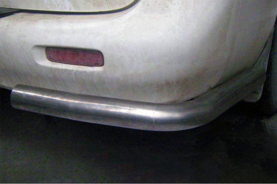 Hyundai H200, H1, Starex 1998–2007 Zadnji vogali AK003 (2 kos, nerjaveče) Image