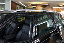 Land Rover Discovery V 2017– OEM strešne sani (2 kosa) Sive fotografija 2