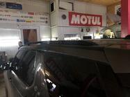 Land Rover Discovery V 2017– OEM strešne sani (2 kosa) Črne fotografija 14