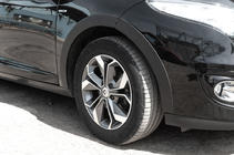Renault Megane III 2009–2016 Obrobe blatniških lokov (8 kos, črne) Karavan (SW), kovina fotografija 5