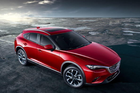 Kompaktni križanec Mazda CX-4