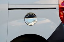 Fiat Doblo II 2010–2022 Kromirana obloga vratc rezervoarja goriva OmsaLine (inox) fotografija 1