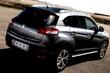Pregled križanca Peugeot 4008 fotografija 5