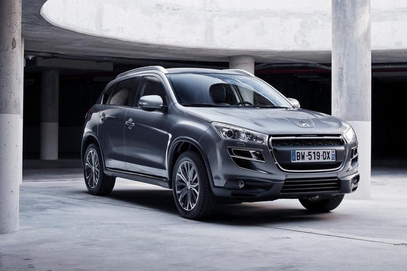 Pregled križanca Peugeot 4008