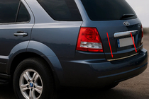 Kia Sorento I BL 2002–2009 Zaščitna letev roba prtljažnika (nerjaveče jeklo) fotografija 1