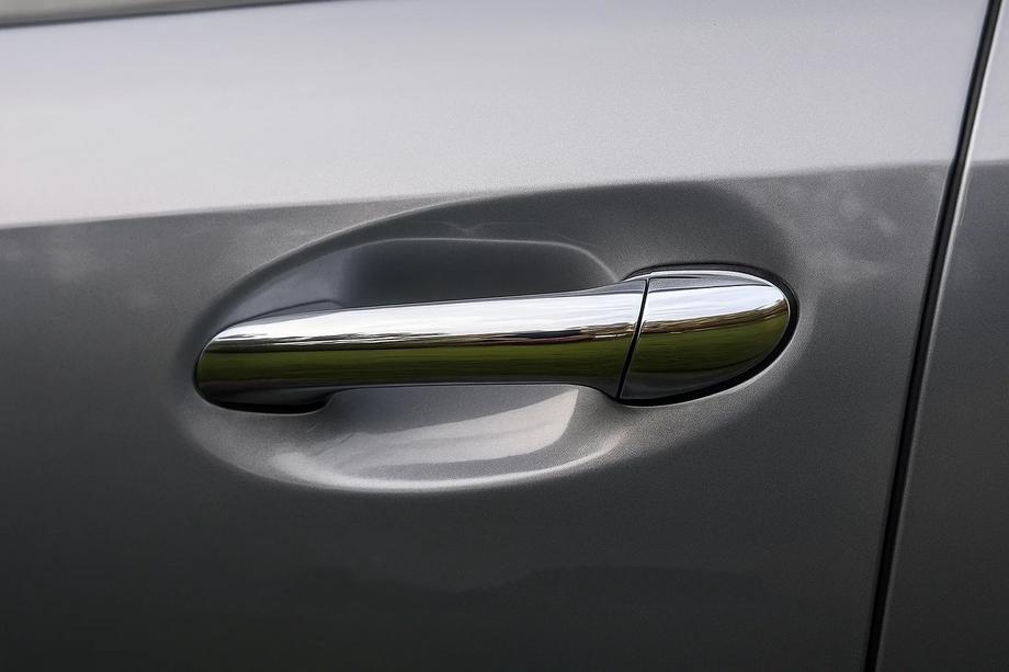 Mercedes ML W164 2005–2011 Kromirane obloge kljuk vrat (4 kosi, nerjavno jeklo) Image