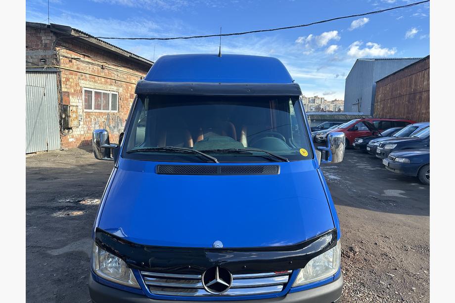 Mercedes Sprinter W901/902/903/904/905 1995–2006 Vizir na vetrobransko steklo (črn sijaj, 5 mm) Fotografija 8