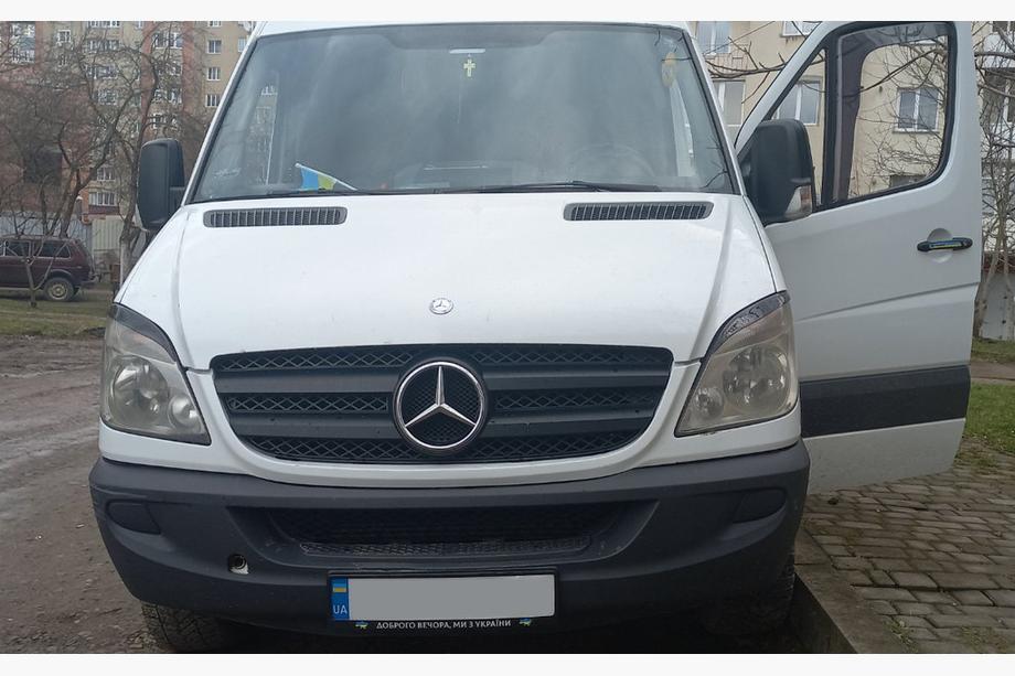 Mercedes Sprinter W906 2006–2018 Ravne veke za žaromete (črne, ABS, 2006-2013) Fotografija 4