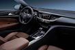 Pregled liftbacka Opel Insignia fotografija 5