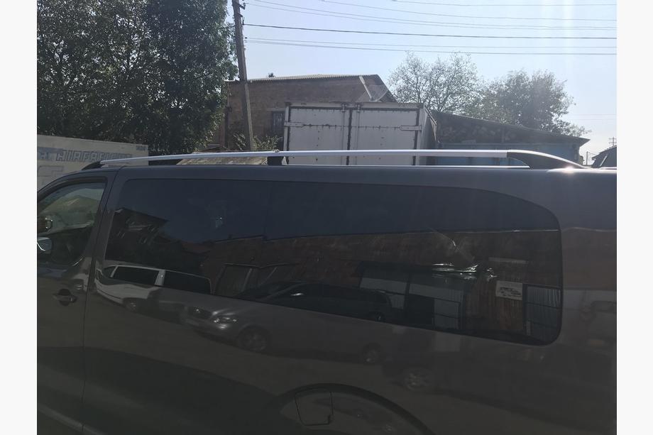 Peugeot Traveller 2017– Kromirane strešne sani Dolga medosna razdalja, plastična noga Fotografija 3