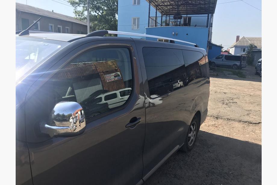 Peugeot Expert 2017– Kromirane strešne sani Kratka baza, plastična noga Fotografija 2