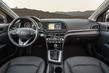 Pregled Hyundai Elantra modelnega leta 2019 fotografija 4