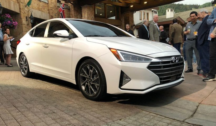 Pregled Hyundai Elantra modelnega leta 2019