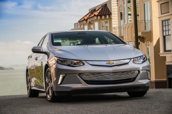 Pregled hibridnega kombilimuzinskega Chevrolet Volt druge generacije