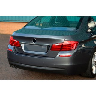 Nerjaveča letev nad registrsko tablico SD BMW serija 5 F10/F11 2010–2016 fotografija 2
