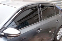 Volkswagen Jetta 2011–2018 Deflektorji oken (4 kosi, HIC) fotografija 4