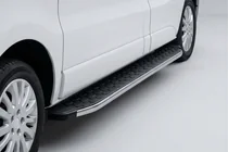 Nissan NV300/Primastar 2016– Stranske stopnice BlackLine (2 kos, aluminij) fotografija 1