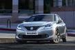 Pregled petvratne kombilimuzine Suzuki Baleno fotografija 8